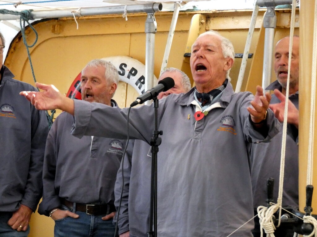 Sea shanty singers